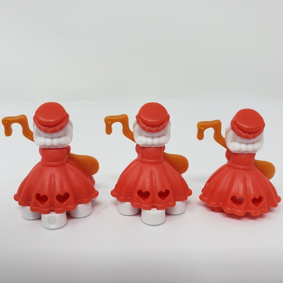 Kinder Joy Mrs Claus Christmas Toy Figures Set of 3 - Picture 3 of 14